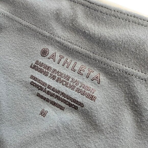 Athleta Rainier Evolve 7/8 Tight, Seafoam. Athletic, Leggings, Outdoor, Size M - Picture 7 of 10